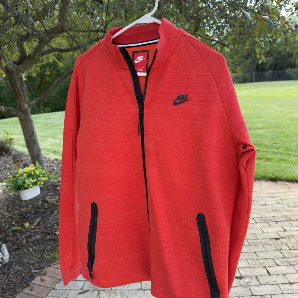 Nike Tech Fleece Full-Zip Crew Neck Red/Black Large (218)
